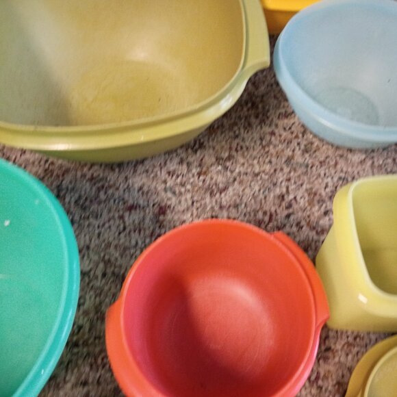 Vintage Tupperware - Picture 8 of 9